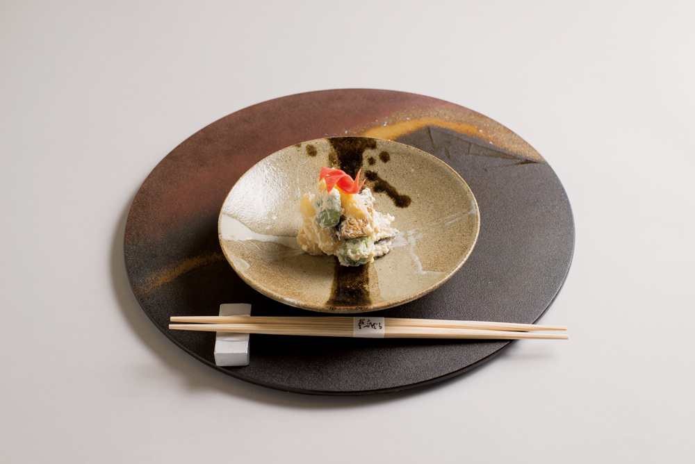 蓬豆腐玄米揚(霙仕立、葉玉葱、楤の芽、こごみ、ゆきのした、蕗の薹、生姜)
