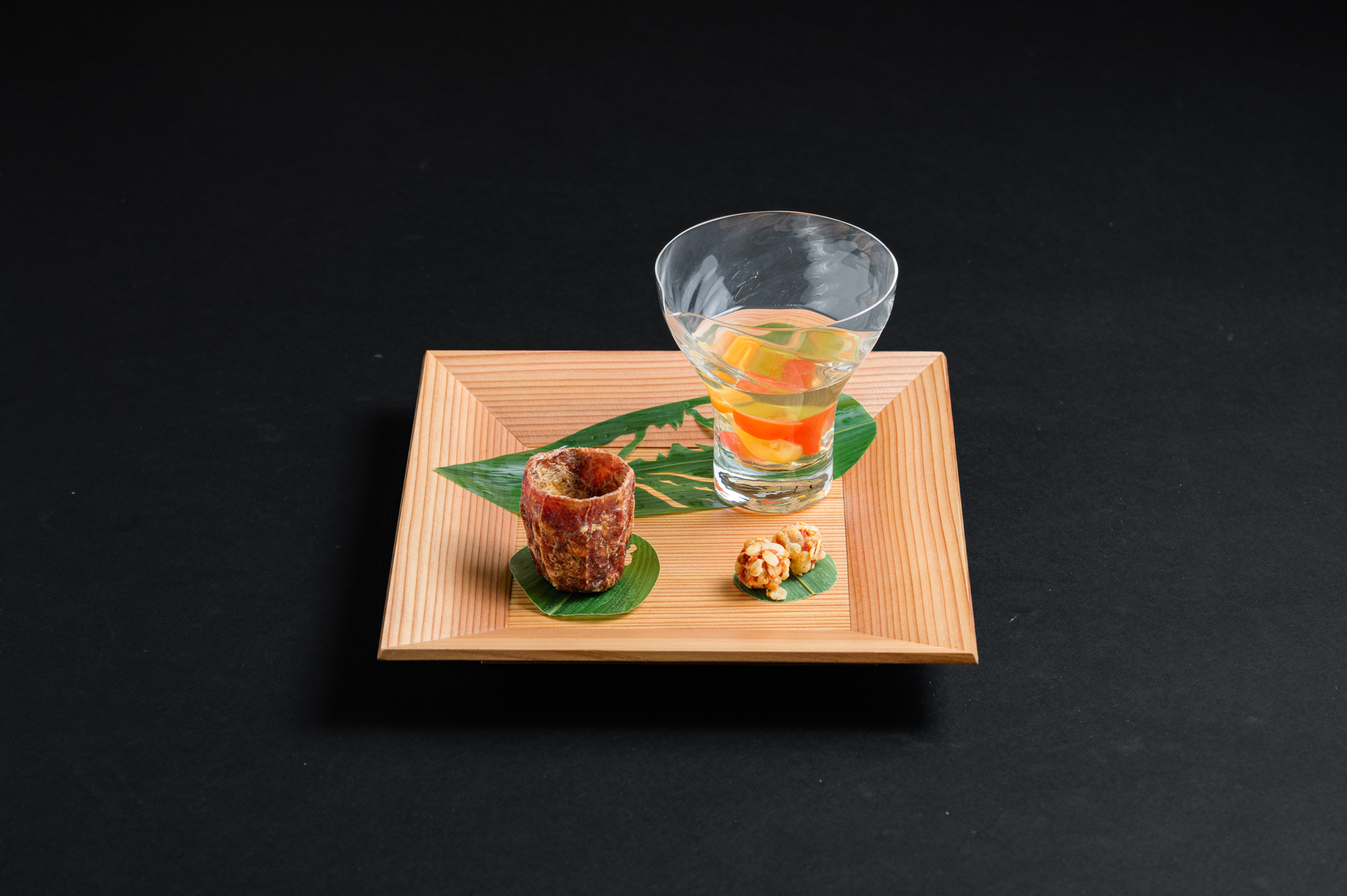鱸油焼(万願寺青唐、焼浸し、粉吹生姜、酢取茗荷子、蓼酢)