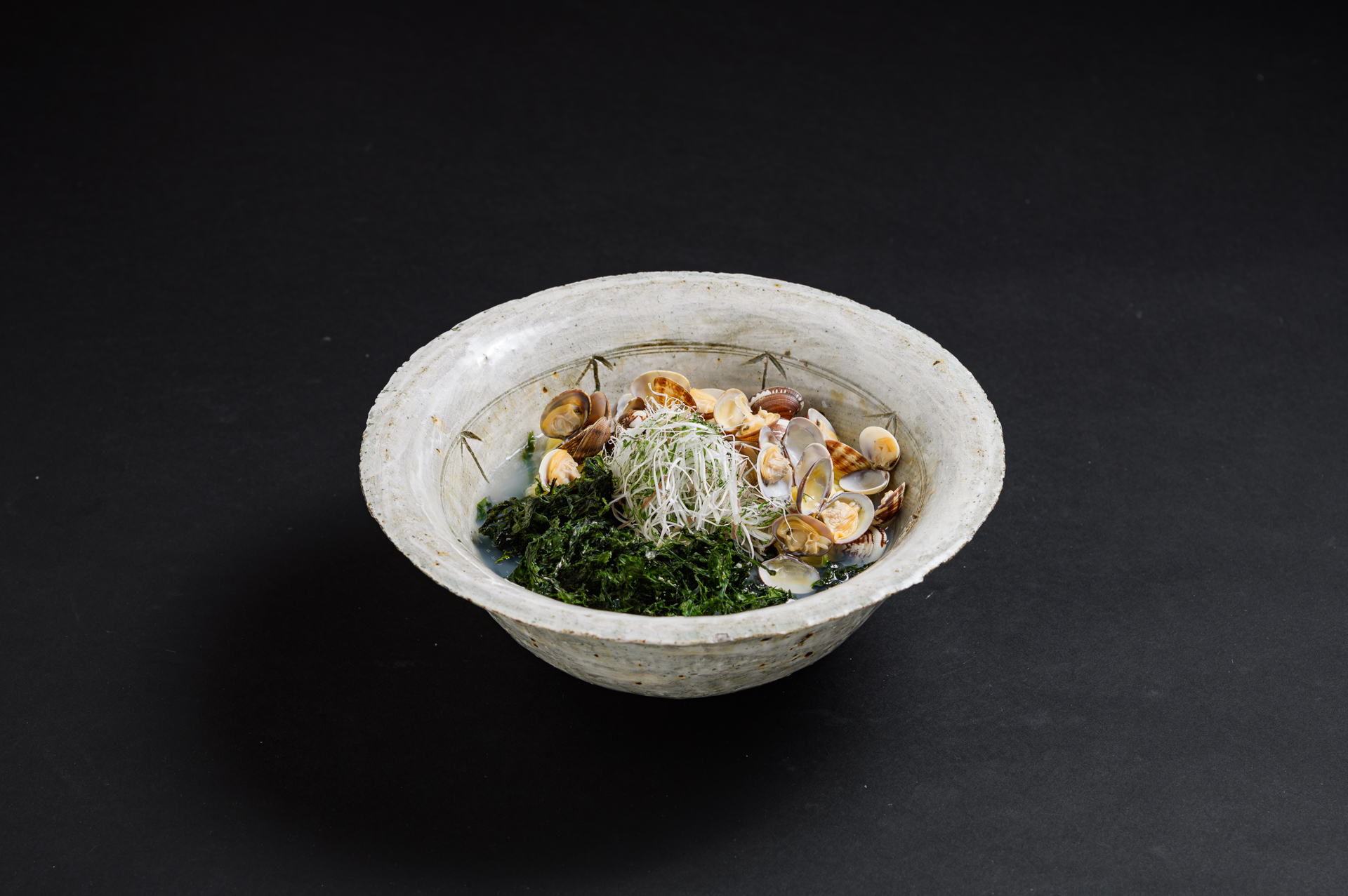 賀茂茄子館盛り(賀茂茄子鴫焼、合鴨塩蒸し、畦豆、海老酒煮、糸花、はじかみ)