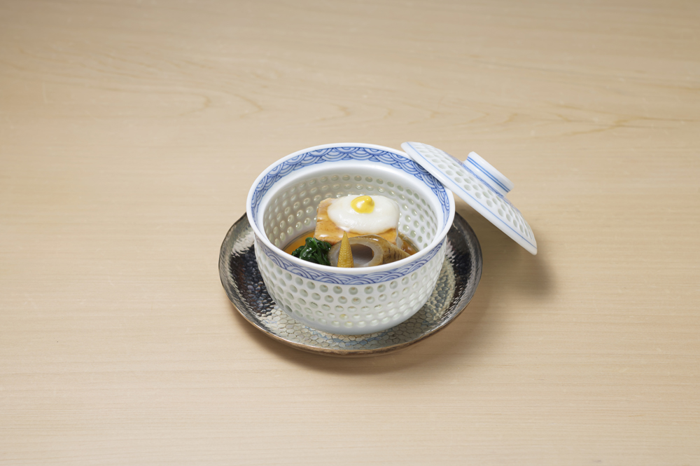 炊合せ(金華豚角煮、馬鈴薯餡 、新牛蒡、菠薐草、和芥子)